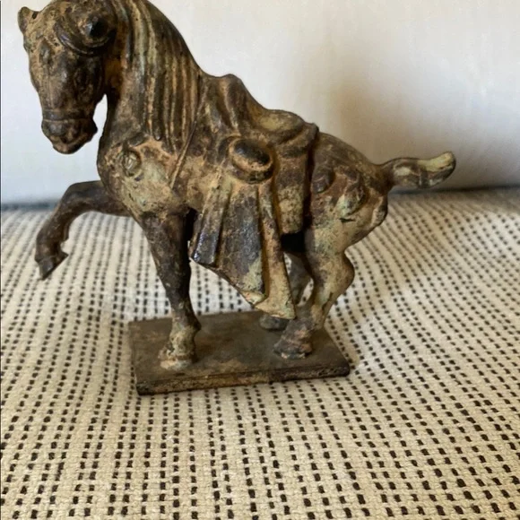 In excellent vintage condition heavy metal Japanese worriers horse - Picture 4 of 10